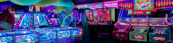 足球比赛中主教练夸张表情与动作合集封面图片